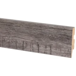 OBI Sockelleiste Eiche 67202 Mit 60 Mm X 20 Mm X 2.600 Mm