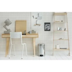 Brabantia Treteimer NewIcon 12 L Brilliant Steel 9 Brabantia Treteimer NewIcon 12 L Brilliant Steel -Wenko Astra Geschaft 760x3840px 6 NR8141 4162 4