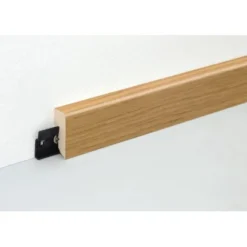 FN Neuhofer Sockelleiste SU047L Fichte/Kiefer Furn. Eiche Naturel 16x40x2.500 Mm -Wenko Astra Geschaft 9010115187221 4910 3