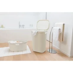 Curver Wäschebox 60 L + Wäschekorb 40 L 2-er Set Infinity Weiß 10 Curver Wäschebox 60 L + Wäschekorb 40 L 2-er Set Infinity Weiß -Wenko Astra Geschaft 950765 3271 4